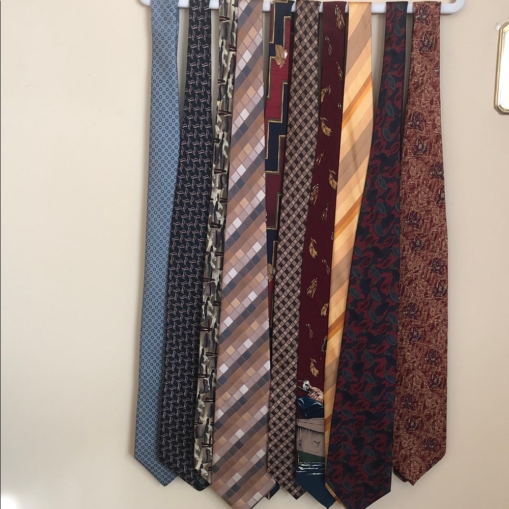 Elegant Men's Tie Collection in Assorted Patterns